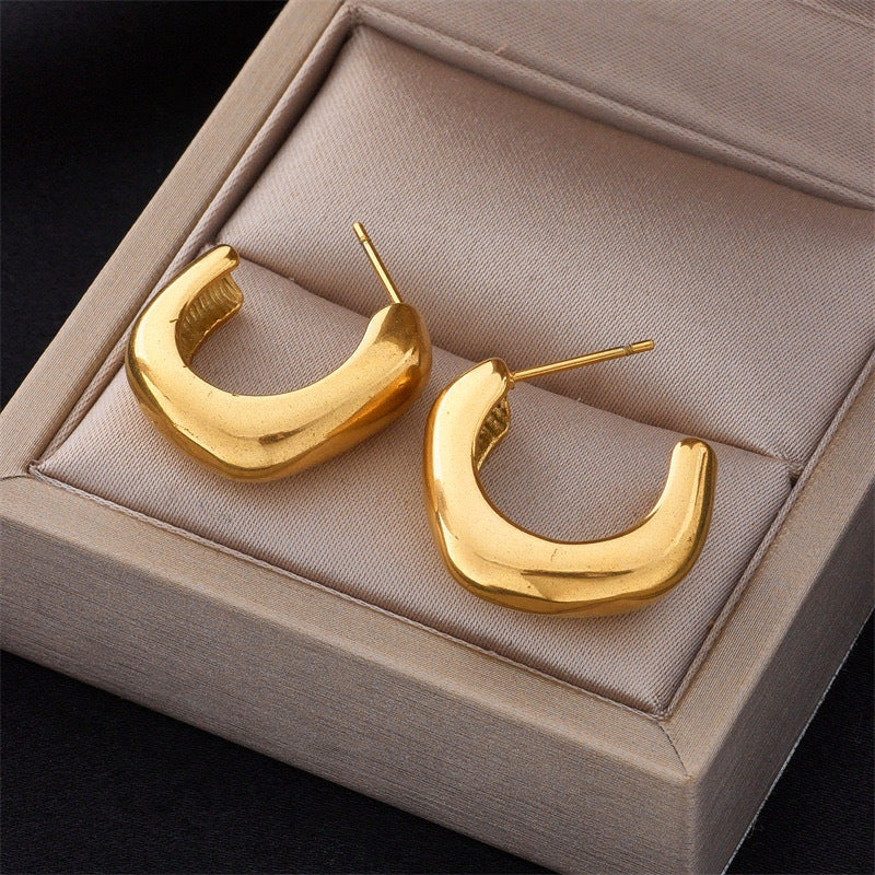 Geometric U-shaped Earrings