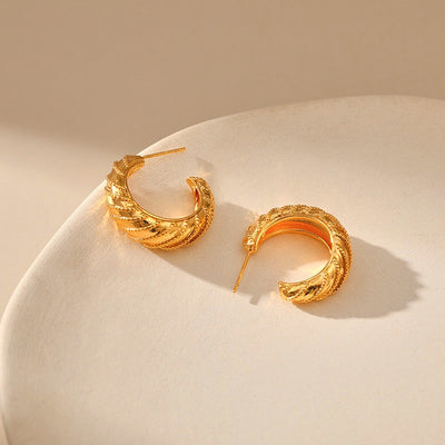 Geometric C-shaped Design Earrings