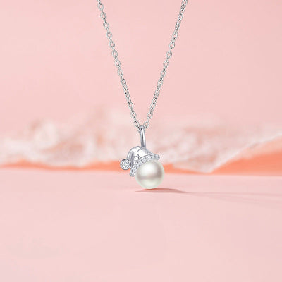 Christmas hat necklace