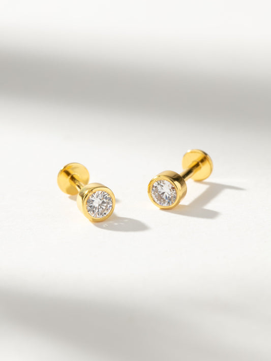 Solo Diamond Flat Back Earring